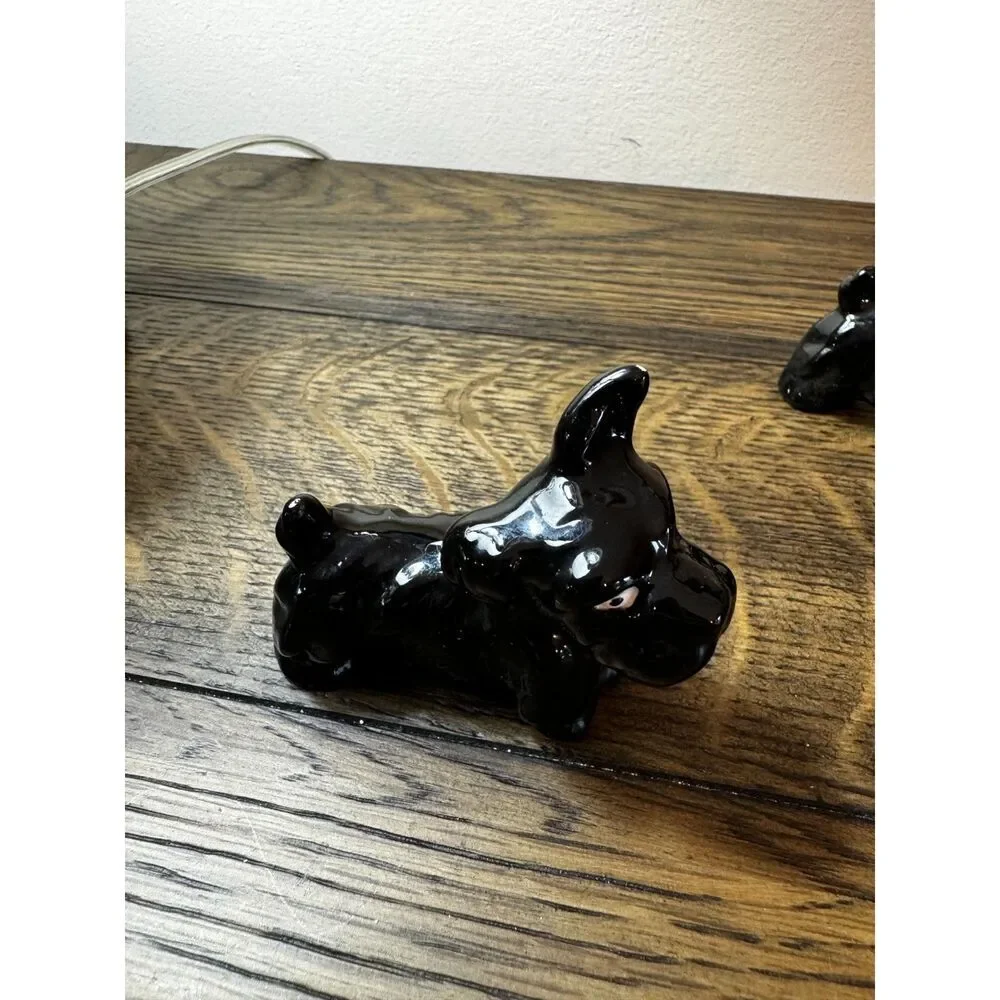 2 vintage ceramic scottie dogs, Scottish terriers